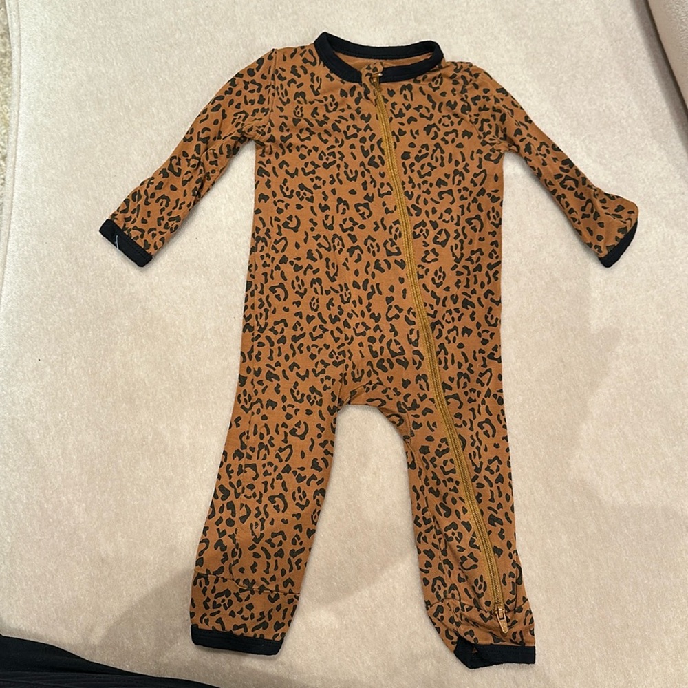 KYTE zipper open foot pajama
